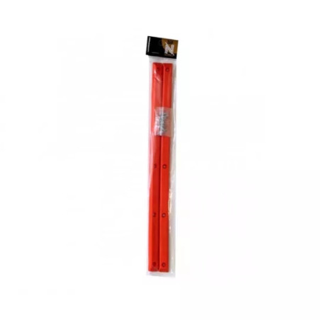 NOMAD RAIL RED